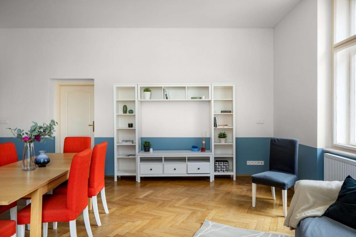 Letna Apartment *